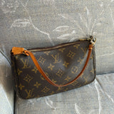 Louis Vuitton pochette