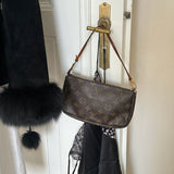 Louis Vuitton pochette