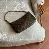 Louis Vuitton pochette