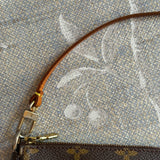 Louis Vuitton pochette