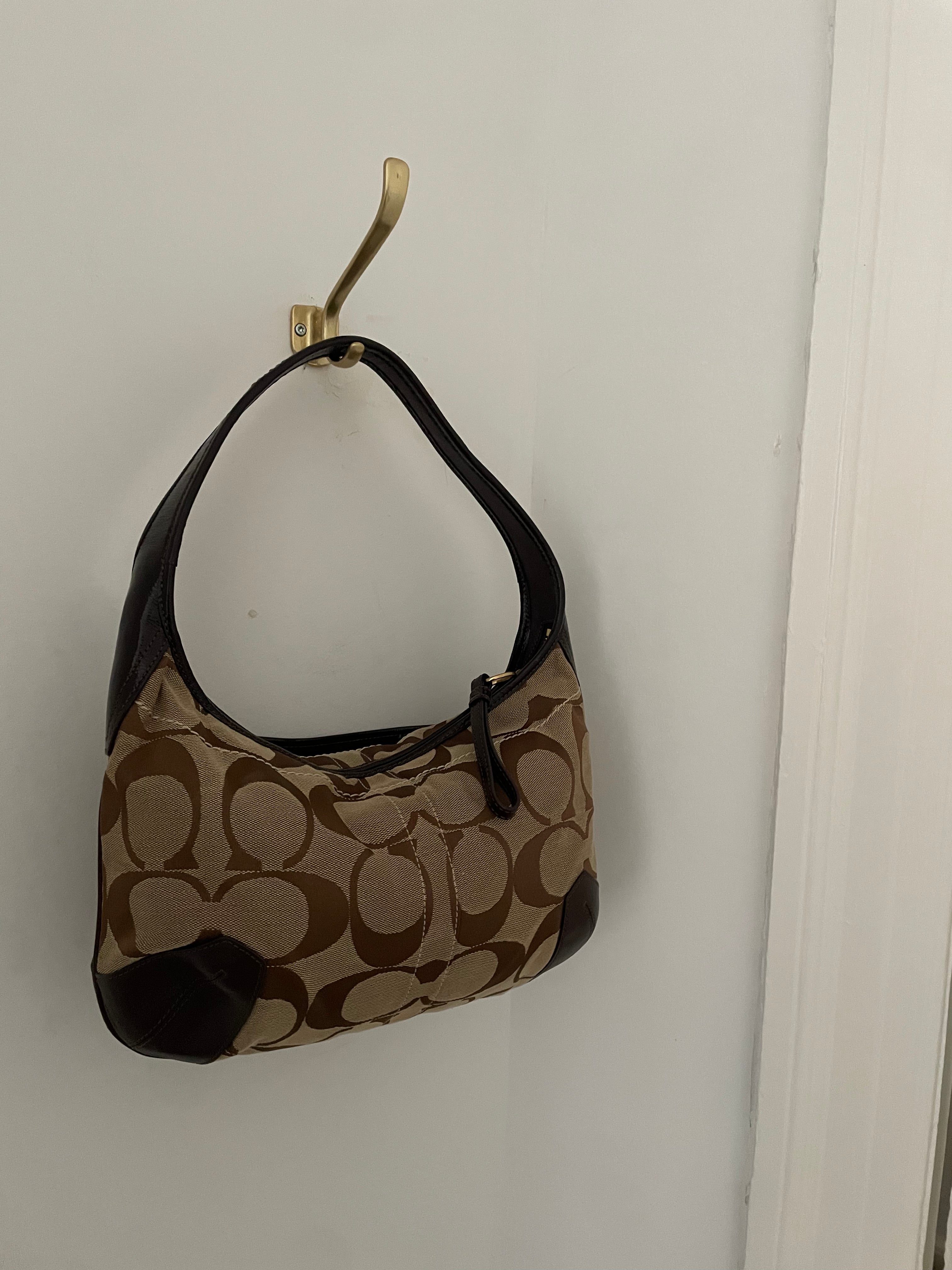 Coach bag from 2007 in signature sufflette in a very good condition.