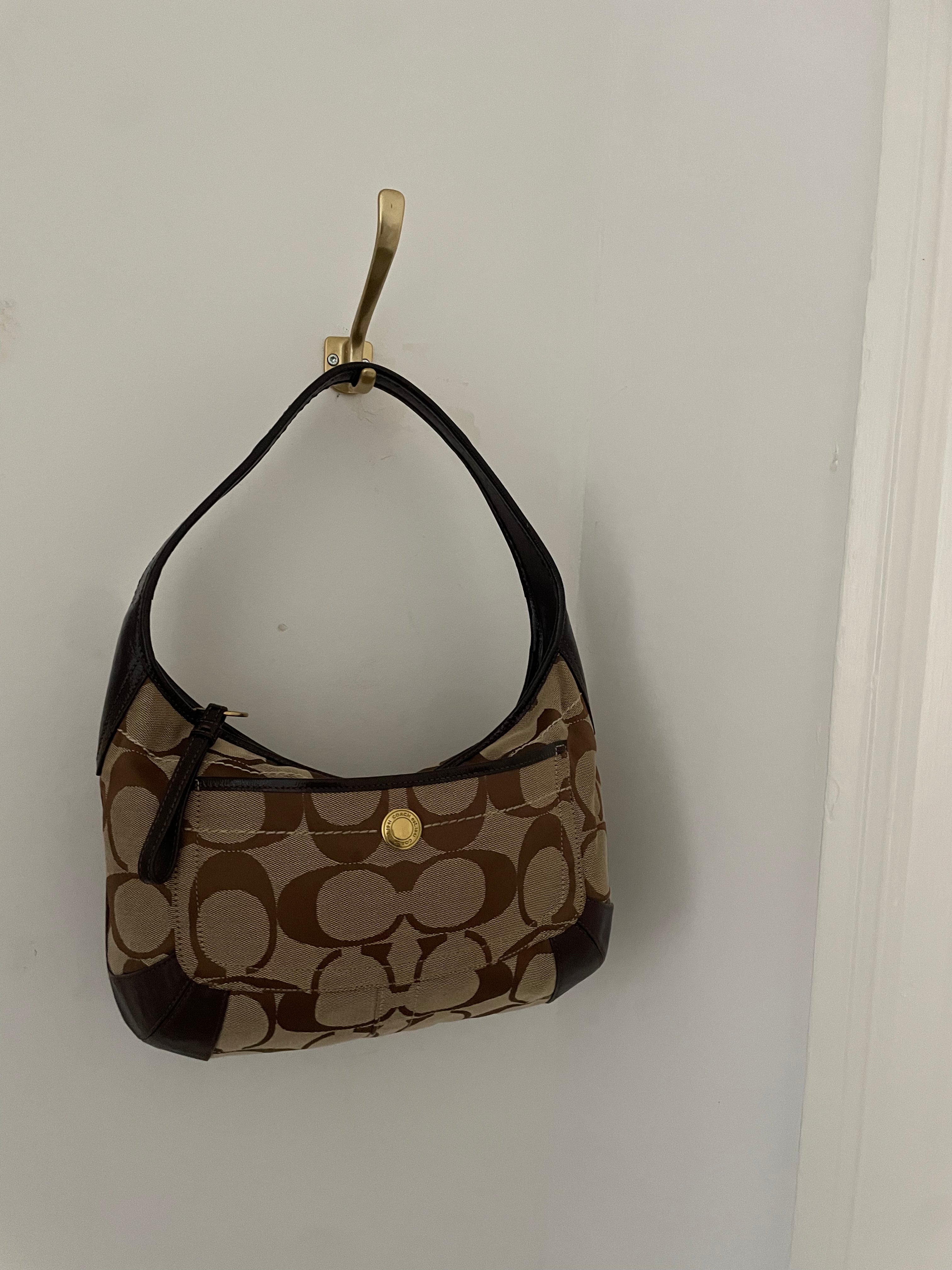 Coach bag from 2007 in signature sufflette in a very good condition.