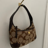 Coach bag from 2007 in signature sufflette in a very good condition.