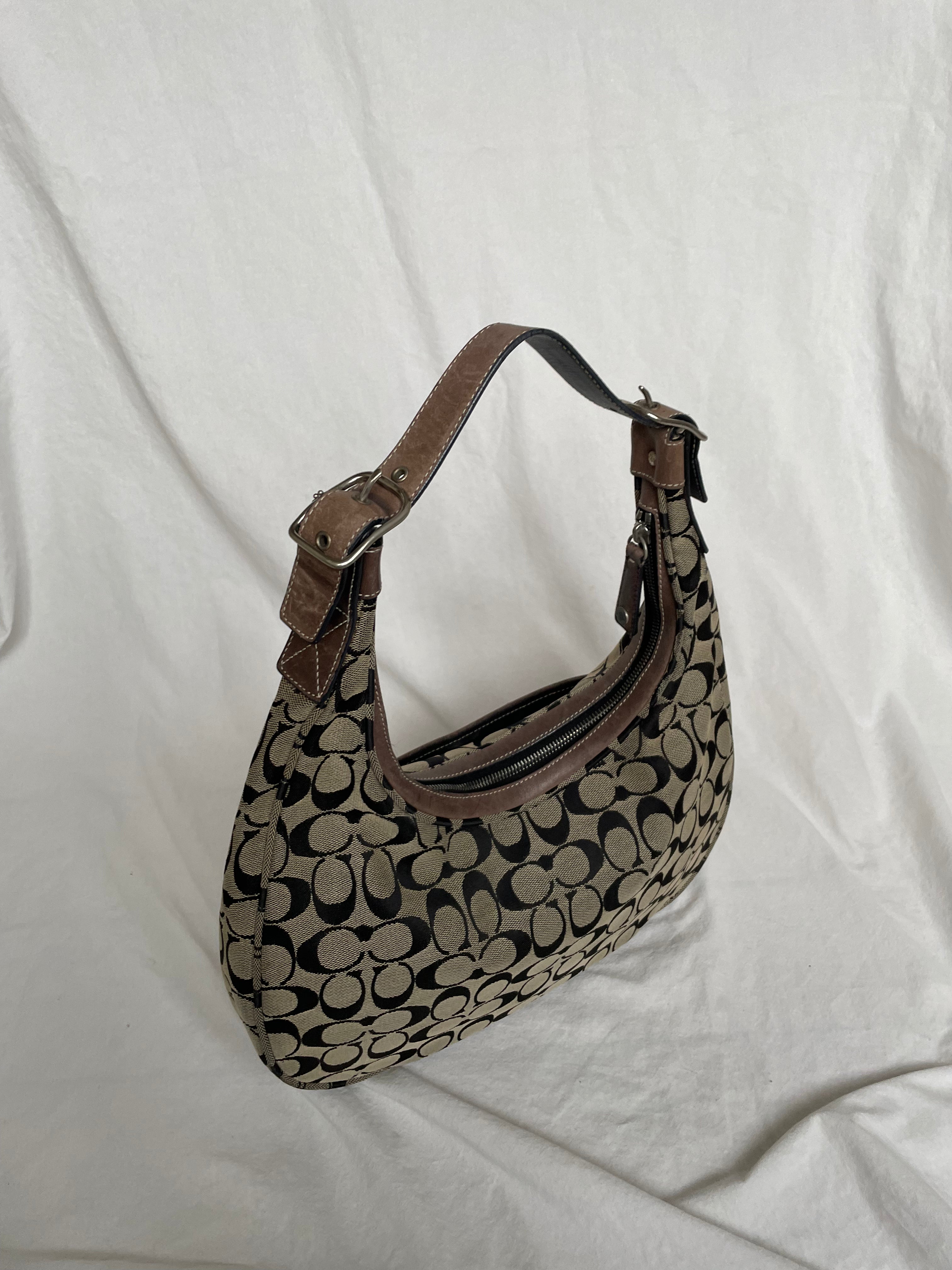 Coach bag from 2002 in signature sufflette in a beautiful vintage condition.